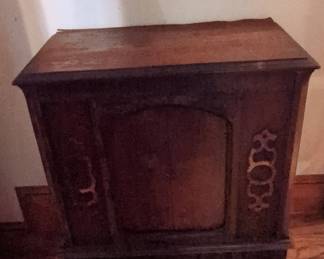 Antique Majestic Radio Cabinet