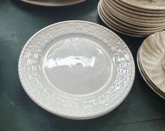 Home Trends Woven Pattern Dinner Plates 