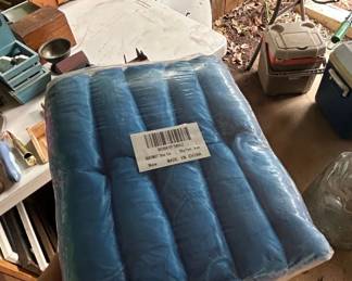 HUADYMEET Disposable Shoe Covers  Blue, g or Pack