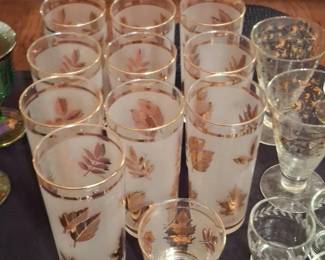 Libbey Golden Foliage Frosted Glassware Set second image
