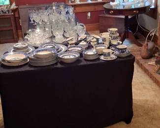 Assorted Dinnerware and Glassware Set with Real Old Willow Pattern
