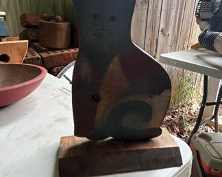 HandPainted Wooden Folk Art Cat Figurine