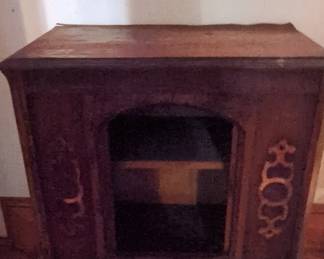 Antique Majestic Radio Cabinet second image