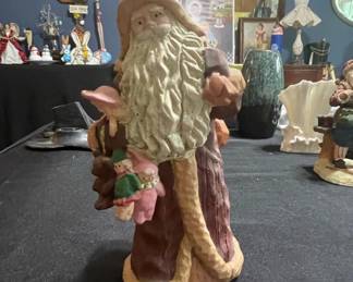Russ Berrie  Co. Santa Claus Figurine