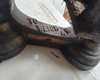 Cast Iron Countertop Scale To Weigh lbs. second image