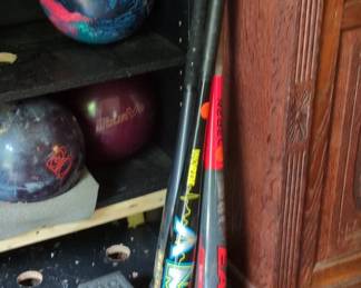 Easton AMR Baseball Bat  Tour V Bowling Ball