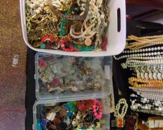 Bulk Lot of Assorted Costume Jewelry