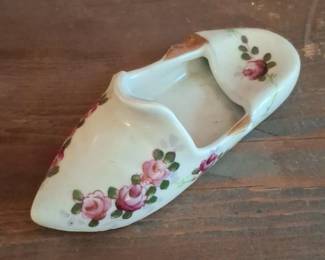 Vintage Ceramic Slipper Ashtray with Pink Roses