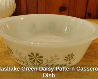 Glasbake Green Daisy Pattern Casserole Dish