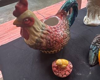 Vintage CBK Ltd Ceramic Rooster Teapot second image