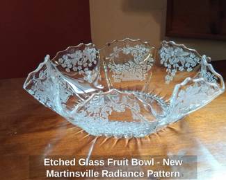 Etched Glass Fruit Bowl  New Martinsville Radiance Pattern