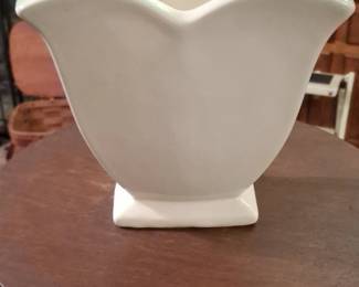 Shawnee Pottery Porcelain Vase