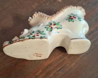 Ceramic Ladys Slipper Figurine, Made in Japan third image