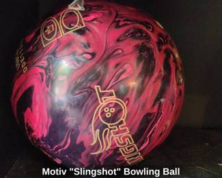 Motiv Slingshot Bowling Ball