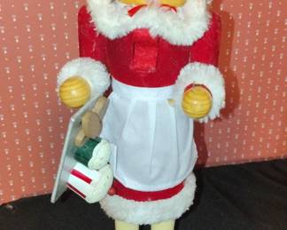 Mrs. Claus and King Nutcracker Set