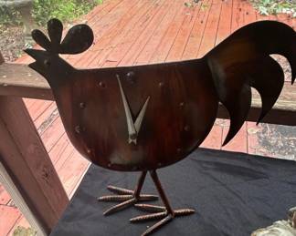 Rustic Metal Rooster Tabletop Clock