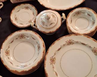 Syracuse China Old Ivory Pattern Dinnerware Set