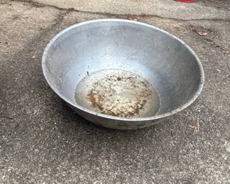 Vintage Aluminum Wash Basin