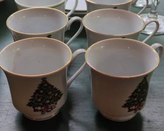Seagull Fine China Christmas Cups Set of