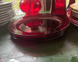 Anchor Hocking Ruby Red Glass Dinnerware Set second image