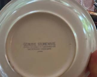 Aunt Rhody Goose Stoneware Dinnerware Set fifth image
