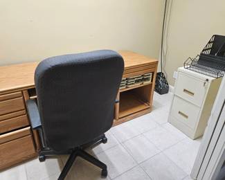 Desk & chair