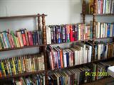 Star Wars/Star Trek books,
Antique-glassware reference books,fiction/non-fiction books.