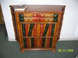 Very nice book shelf cabinet