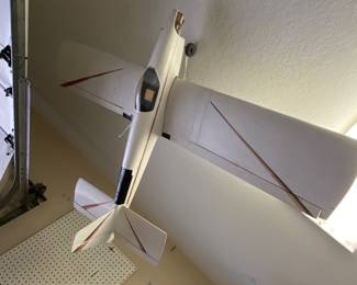 Large Model Airplane