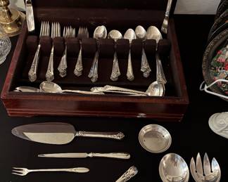 Oneida Heirloom Damask Rose- Sterling 