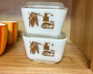 Pyrex early American pattern 