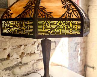 Handel Style Arts and Crafts 16 panel Slag Lampshade