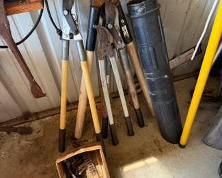 Gardening tools