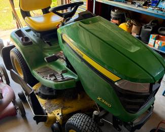 John Deere riding mower