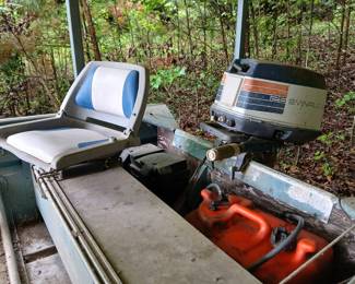The Evinrude outboard has manual and electric start