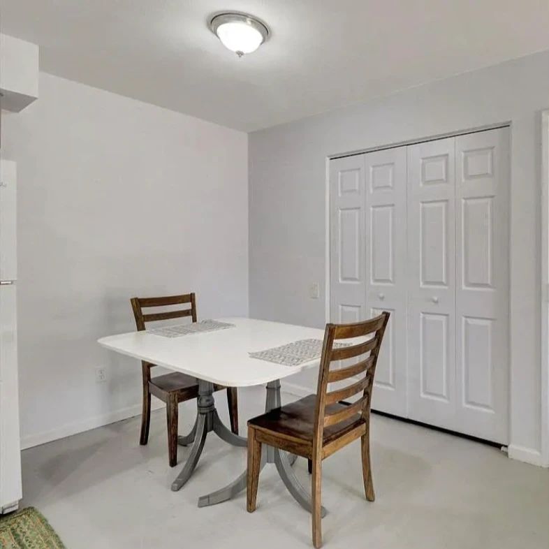 Table- White/Grey •	54x38”, 30” H •	$100.    Chairs x2 •	$25 each
