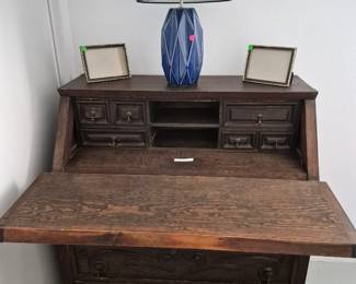•	43 H x39 L x19.5 ” W with desk closed; 33” W with desk open •	$150