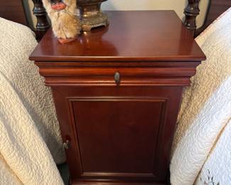 #53 - $90 -Night stand modern with top drawer (middle) 18x16x28