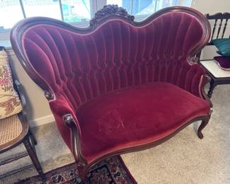 #35 - $280 - American Victorian red velvet antique setee 43Lx23Dx39H