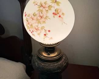 #56 - $140 -1 Gone with the wind lamp 25"T