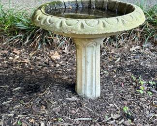 Bird bath 