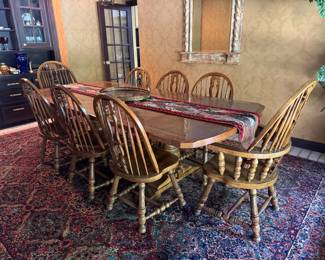 Dining Table & 8 Chairs 