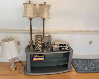 Entertainment center 