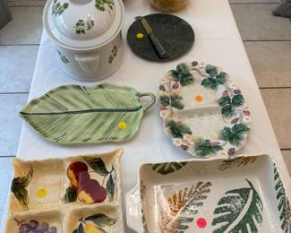Various ceramic serving and bakeware pieces 