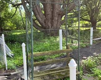 Pair of trellis's
