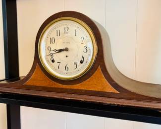 Antique Seth Thomas mantle clock...