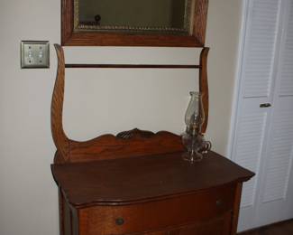 Antique Wash Stand w/Towel Rack