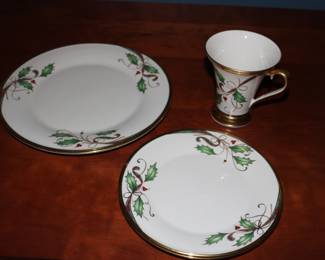 Simply Gorgeous Christmas Dishes