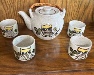 MCM Owl Otagirl Tea set