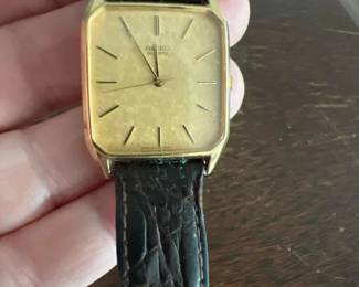 153 seikoquartzmenswatchwithleatherst